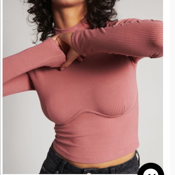 BNWT DYNAMITE LONG SLEEVE TOP - Picture 2 of 5